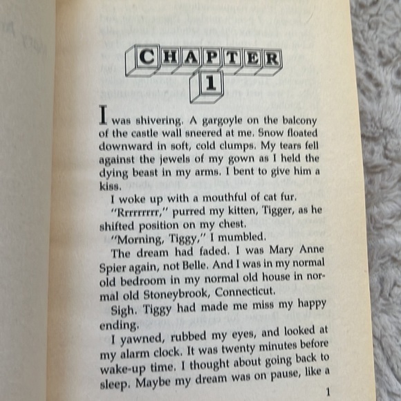 Mary Anne Breaks the Rules (The Baby-Sitters Club #79) paperback book 1994 - Picture 12 of 16